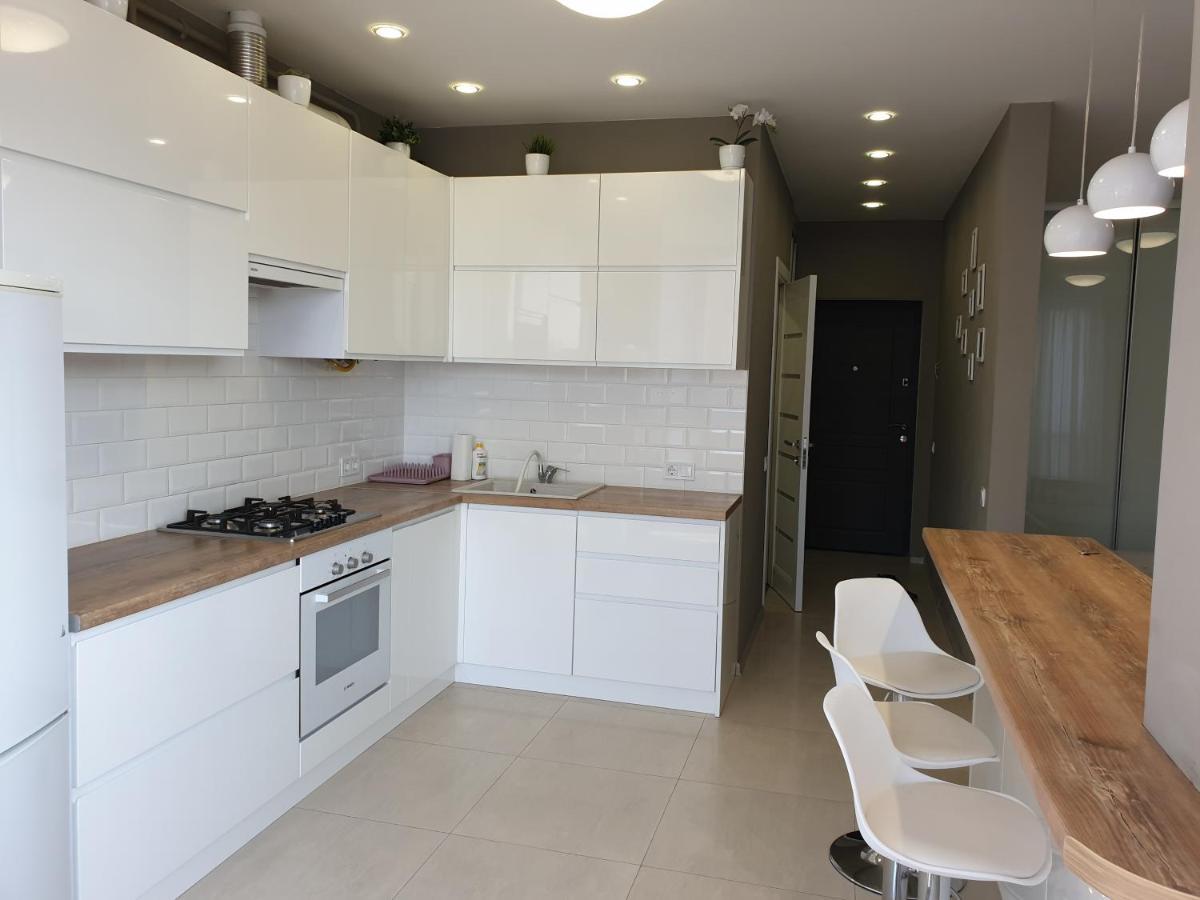 Best Apartment Shevchenka 80 Lviv Exterior photo